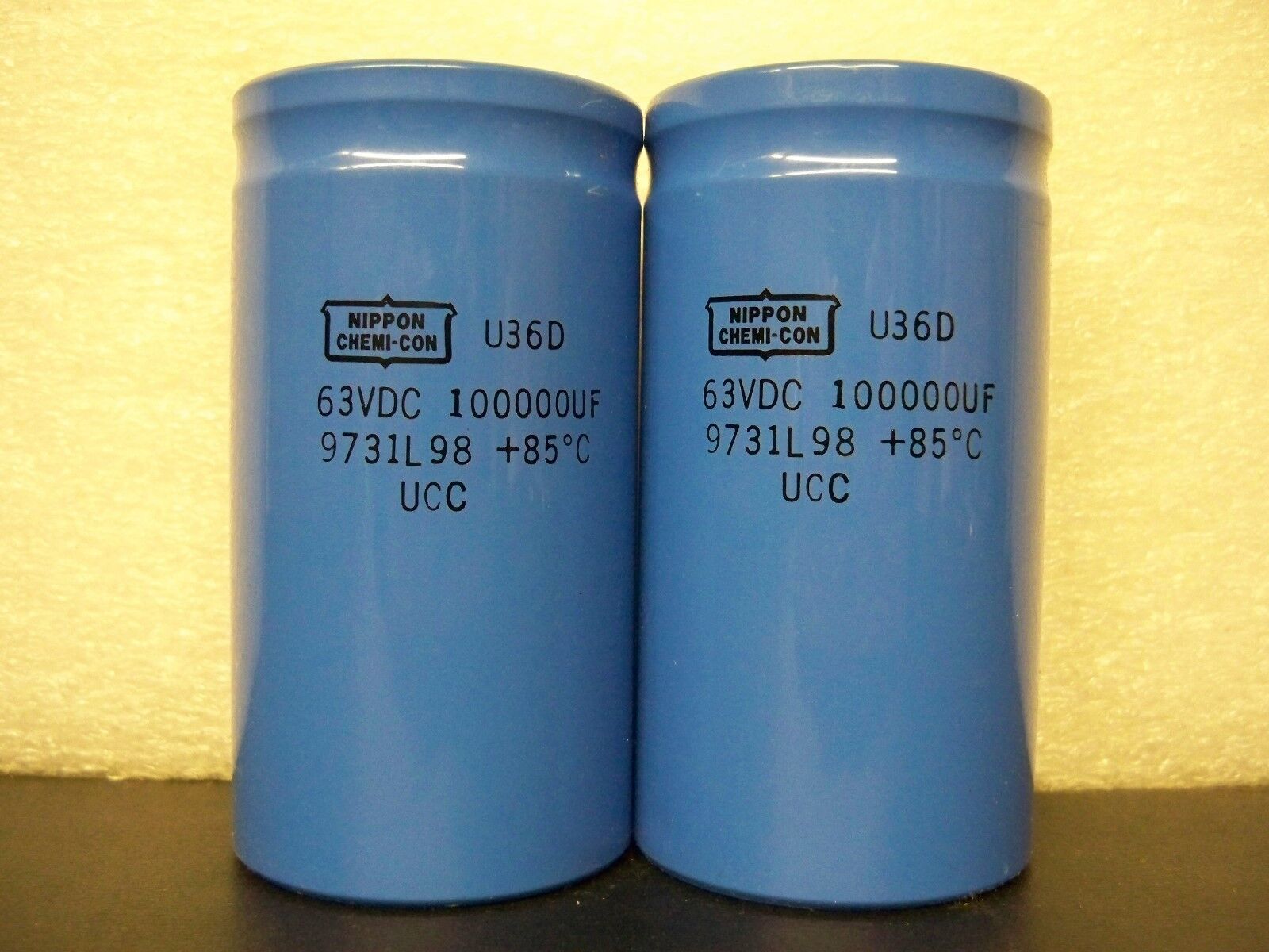 2X 100,000UF 60V electrolytic capacitors,power supply filter 2X 100,000UF 60V electrolytic capacitors,power supply filter