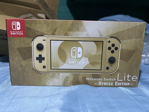 ボギー様⭐︎Nintendo Switch Lite HYRULE EDETION Nintendo Switch Lite: Hyrule Edition + 12 Months NSO