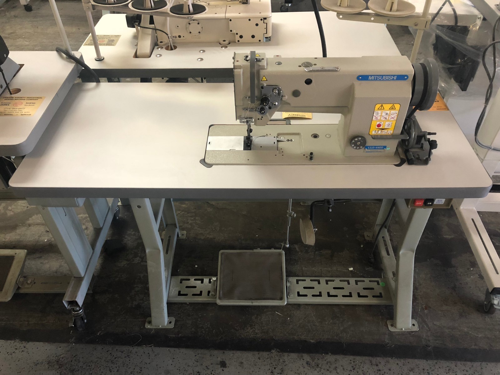 Mitsubishi LU2-4400 Single Needle Walking Foot Sewing Machine COMPLETE