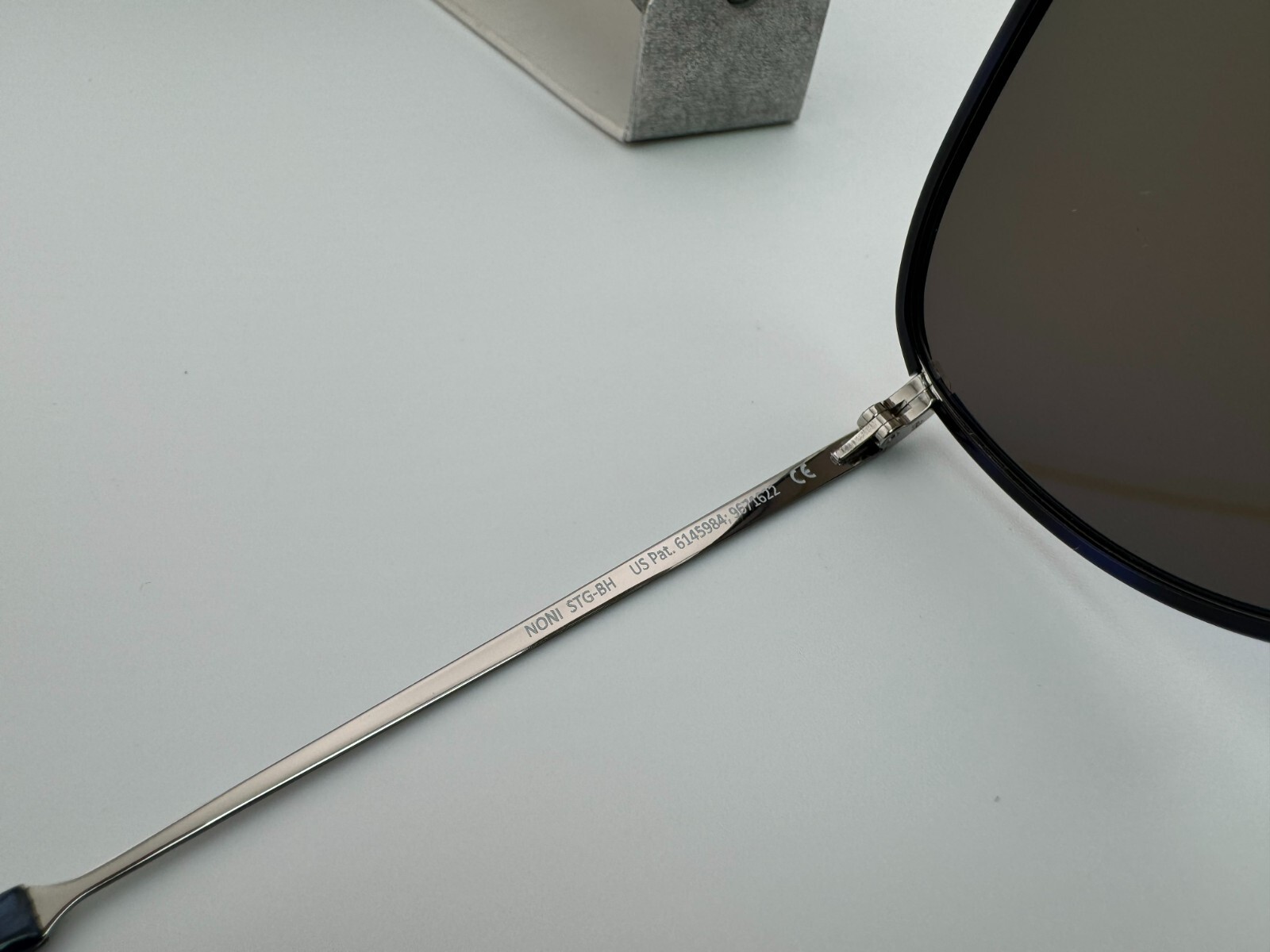 Pre-owned Maui Jim Noni Mj 854-03 Navy Silver With Blue Hawaii Polarized Sunglasses