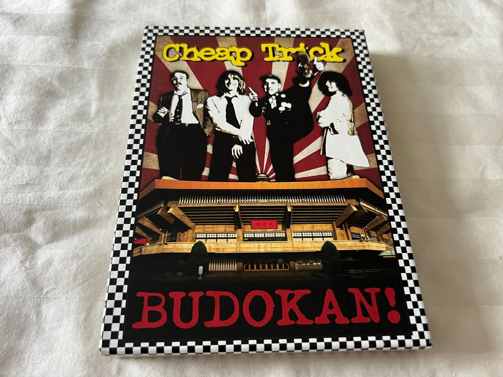 その他 4discs DVD Cheap Trick Budokan! EIBP1103 Epic /00330 Cheap Trick Budokan! 3CD/DVD 2008 Epic Box Set Deluxe 30th