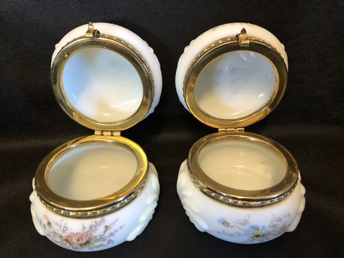 Wave Crest C.F. Munroe Opal Ware Dresser Box Hand Painted Set of 2