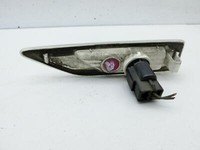 Ssangyong Tivoli 2WD 15-19 Blinker Blinkleuchte Rechts orig. Ssangyong Tivoli 2WD 15-19 01.01.2017 gebraucht Vorschau 2