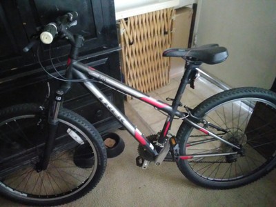 trek 820 26 inch mountain bike