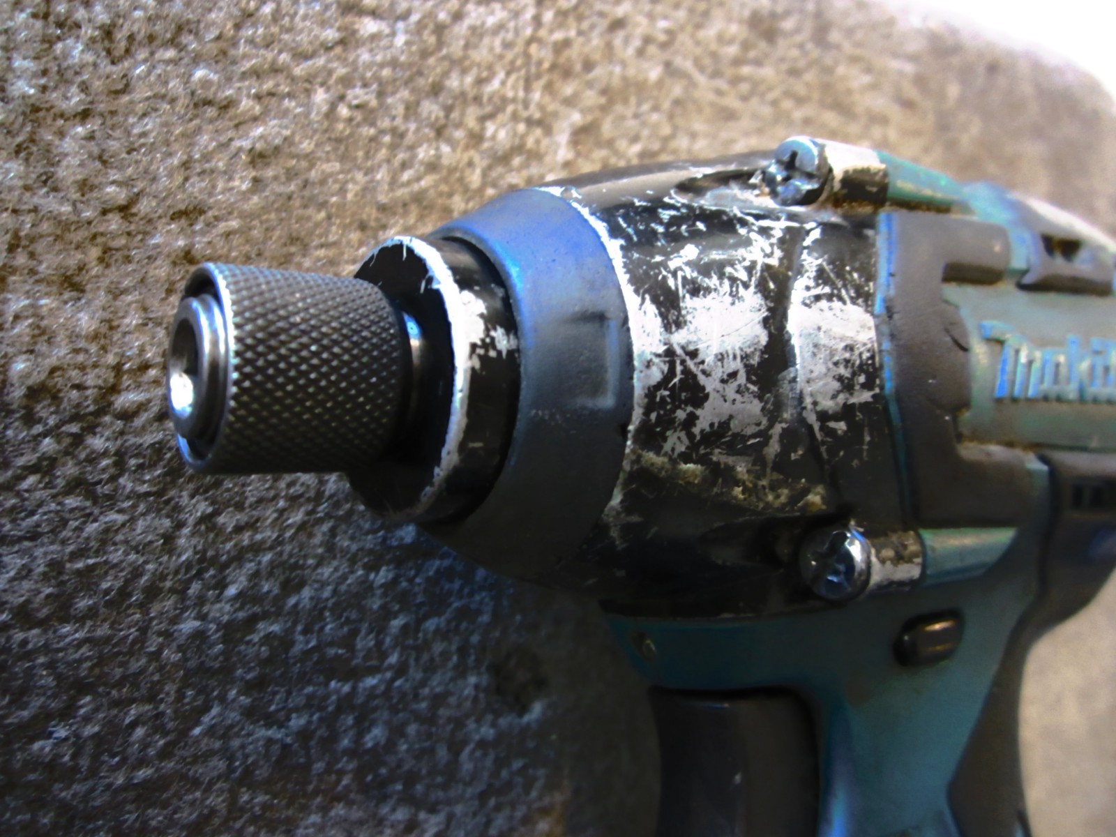 Makita 18-Volt LXT Lithium-Ion Brushless 1/4 in. Cordless Impact Driver (Tool-On