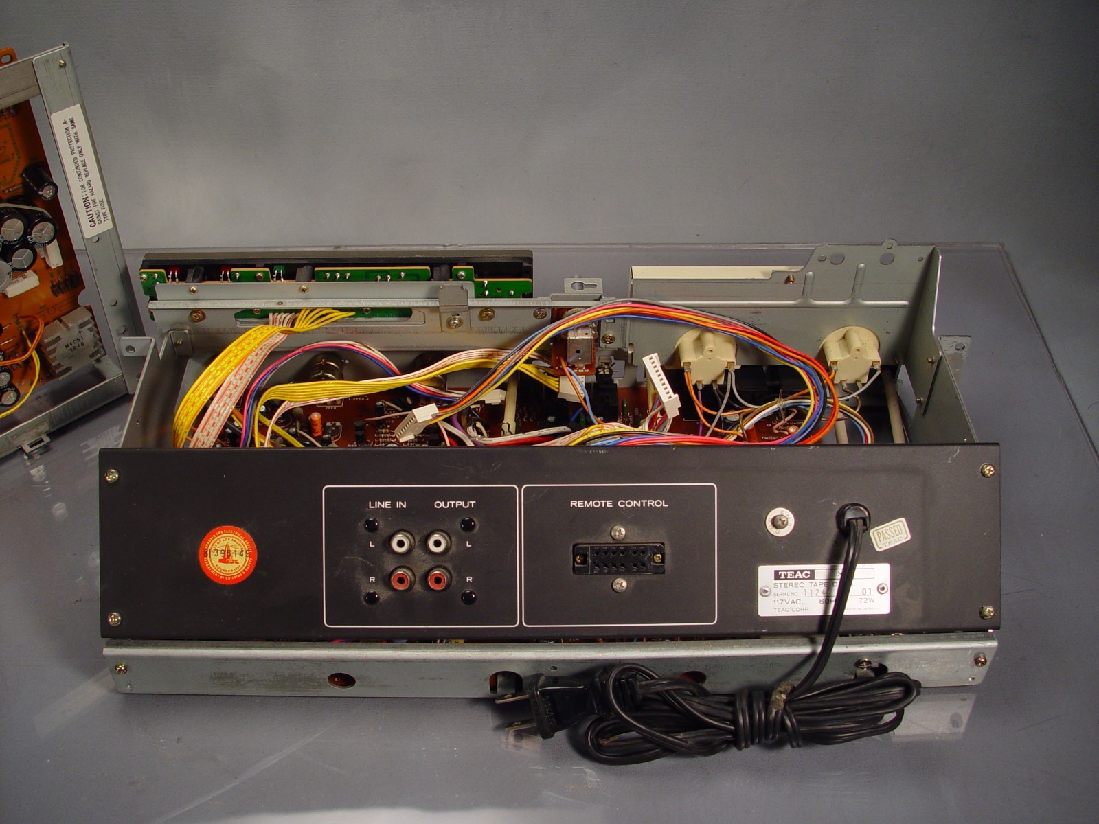 Vintage TEAC X-7  Main chassis and Back PC assembly  * Look *