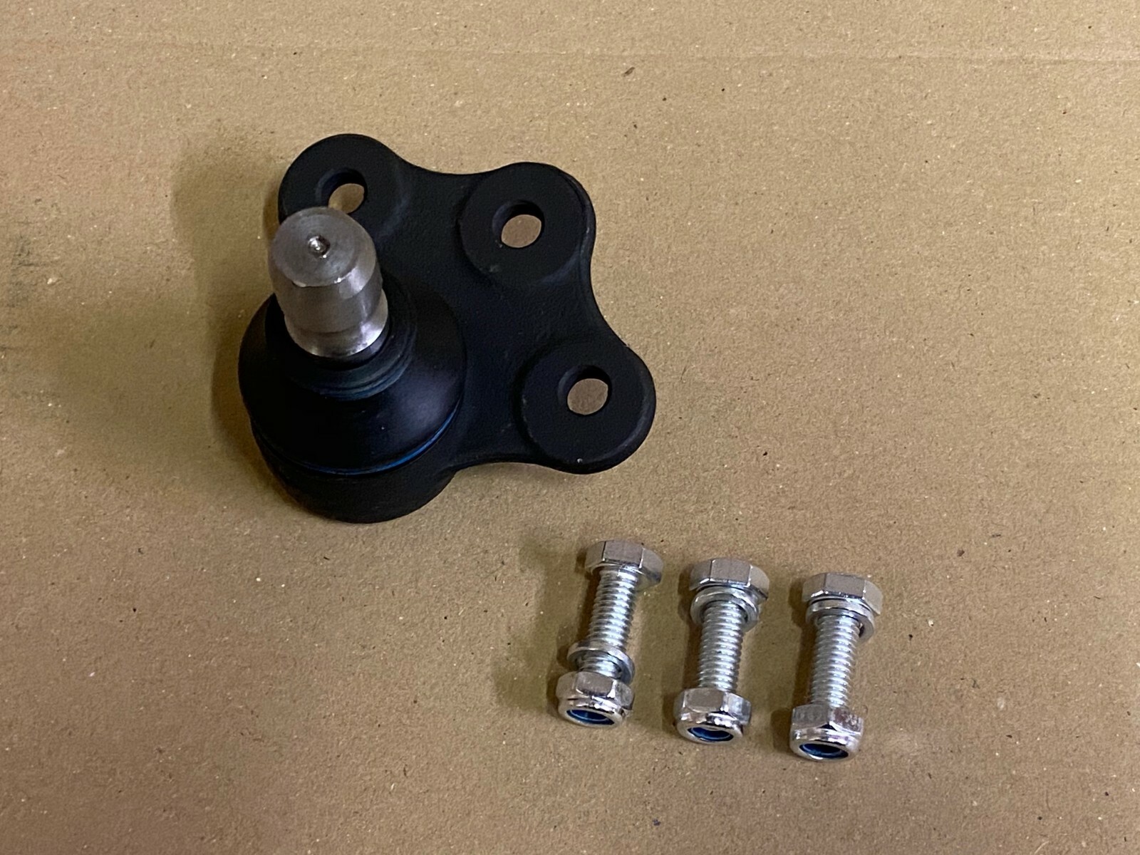 FRONT SUSPENSION LOWER BOTTOM BALL JOINT FOR VAUXHALL MK5 ASTRA H 2004