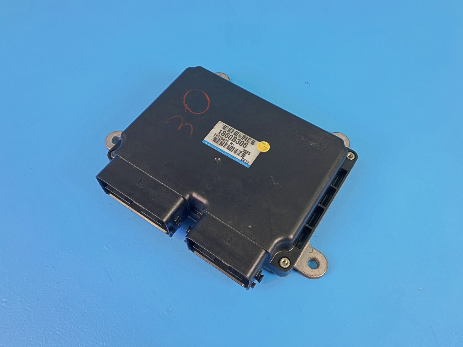 UEDAエンジン61RC 3765100xec05-Auto-Spare-Parts-