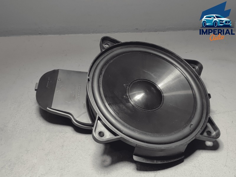 Used Honda Pilot Rear Subwoofer Sub Woofer Bass Box Speaker OEM 2016-2018