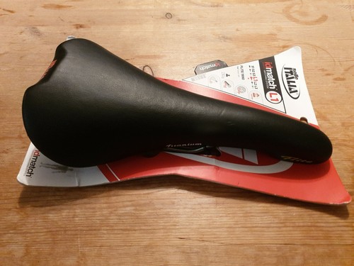 Selle Italia Flite 1990 Titanium Rail Saddle (Black) Size L1
