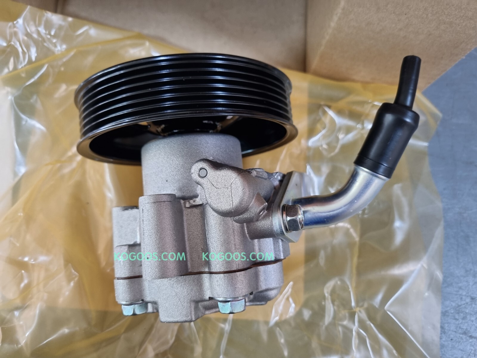 jyo0422さん専用 Genuine Power Steering Pump 6724600480 for REXTON G4, MUSSO