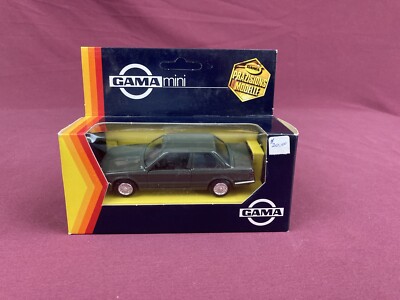 Gama Mini 1/43 BMW 323i Green Diecast Unpunched Card NIB West Germany