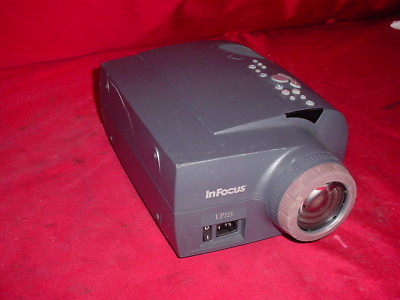 In Focus LP 725 3 LCD Projector, 750 Lumens, 300:1 Contrast, 4:3 Aspect, 800X600