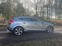 2015 Volvo V40 2.0 D4 R-Design Nav Euro 6 (s/s) 5dr HATCHBACK Diesel Manual
