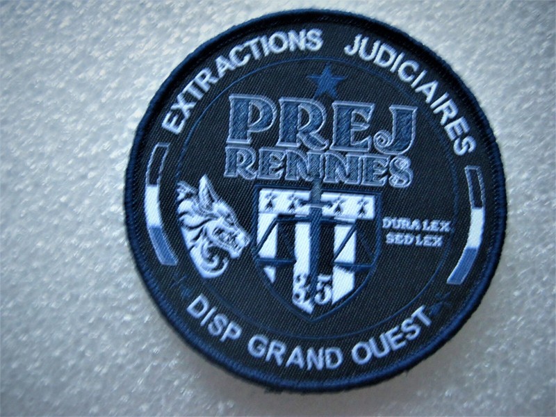 Ecusson Adm. Penitentiaire Extraction Disp Prej Rennes 35 Scratch Au Dos 80mm