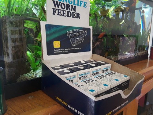 Vtg Old Aquarium Fishbowl 12 lot Longlife Worm Feeders with Original Display Box