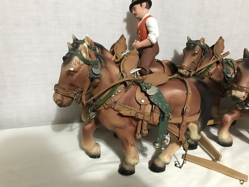 Rare 1920’s Lowenbrau Beer Advertising Horse Wagon Men Barrels