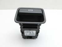 Mercedes W176 A200 12-15 Handzug für Handbremse Bremshebel Mercedes W176 A200 12-15 05.11.2012 A2469050451 15463599... Vorschau 2
