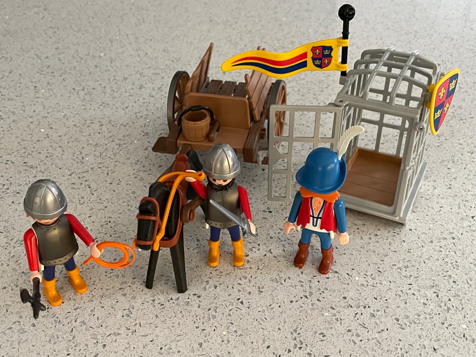 Playmobil 3674 - Vintage Knight's Prison Cart - Complete | eBay Playmobil 3674 - Vintage Knight's Prison Cart - Complete | eBay