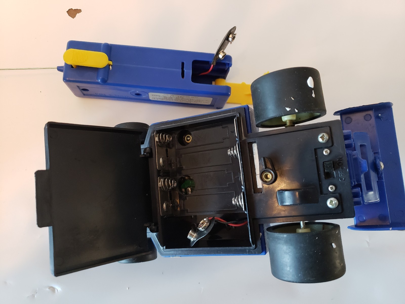 Elf Racer Slot Car Goodyear Made In Taiwan  Built Jan. 1979.  TT-7005 With Box