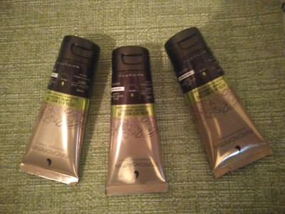 3 pack Macadamia Professional ultra rich moisture cleansing Conditioner, 2 Fl oz