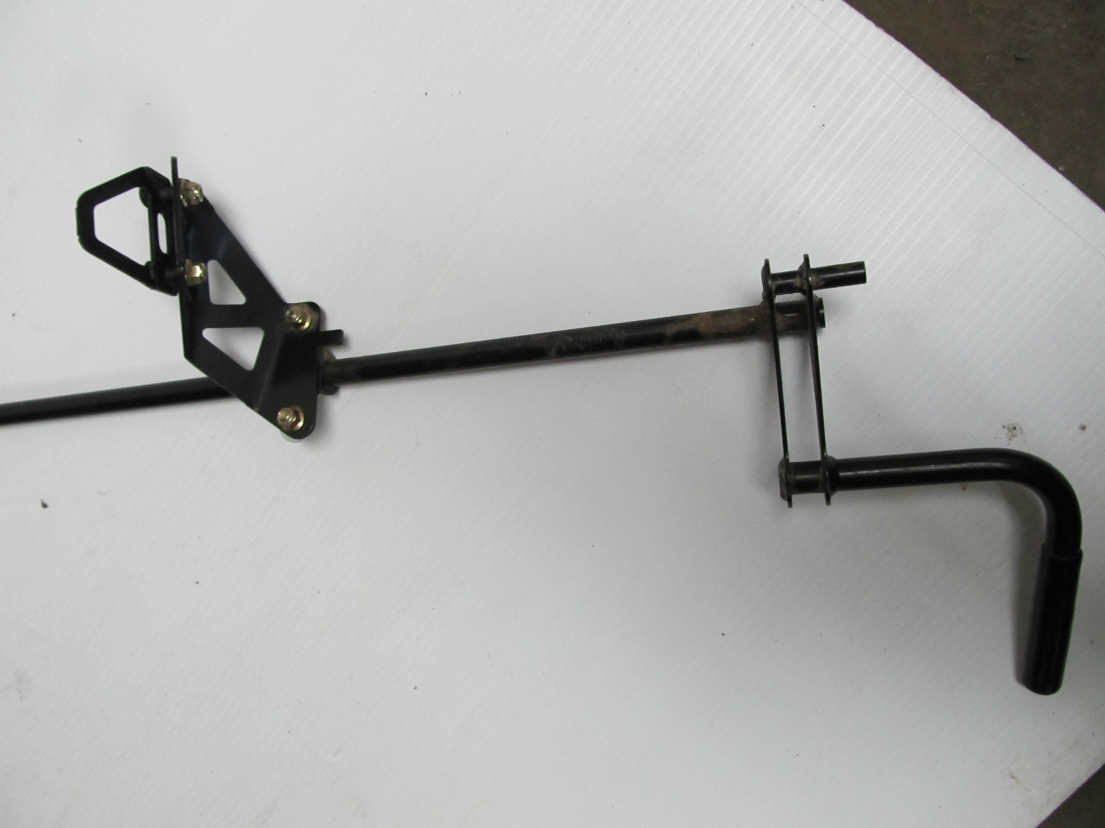 CAN AM COMMANDER 1000 2011 2012 13 14 BOX LATCH RELEASE ASSY 708300491 eBay