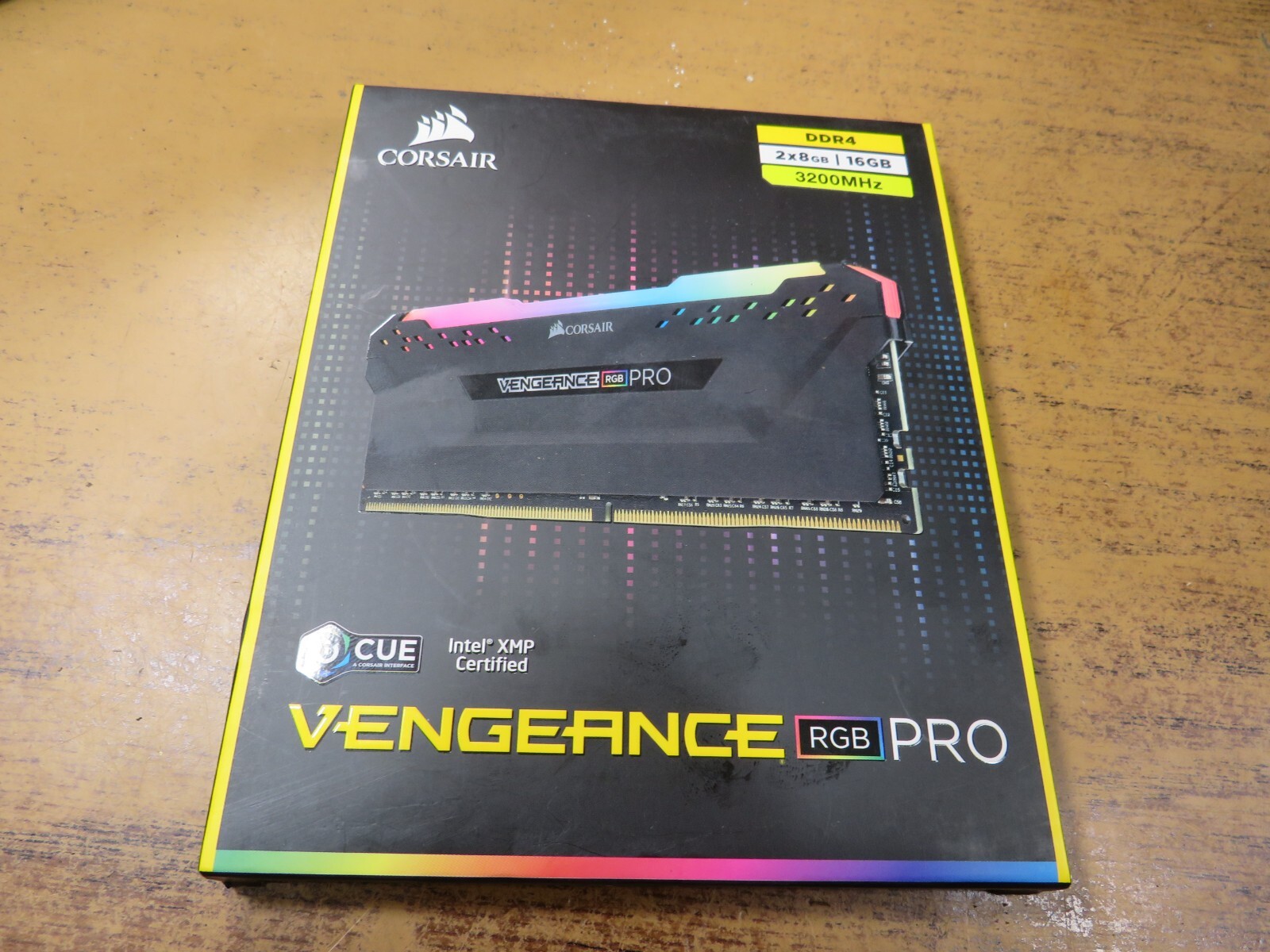 CORSAIR VENGEANCE PRO 16GB (8GB×2) VENGEANCE® RGB PRO 16GB (2 x 8GB) DDR4 DRAM 3600MHz C18