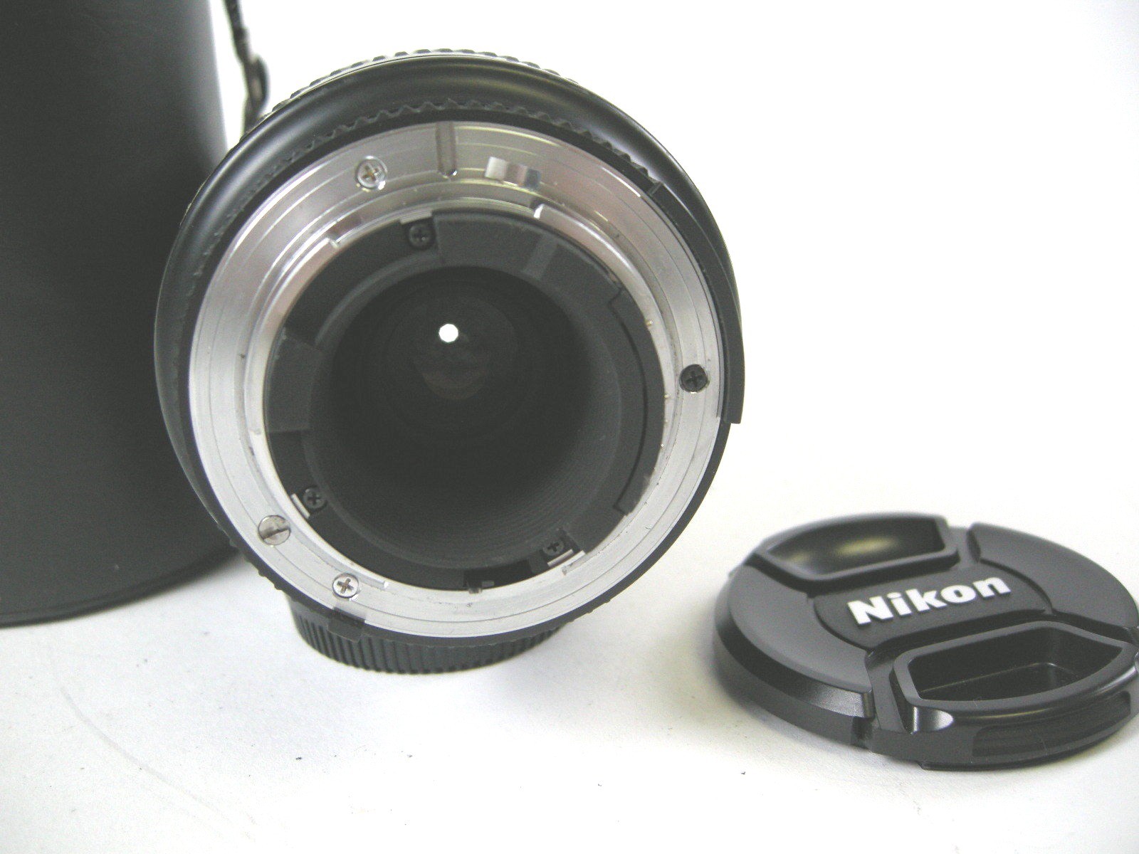 Nikon ED AF 70-300 Nikkor f4-5.6 D lens