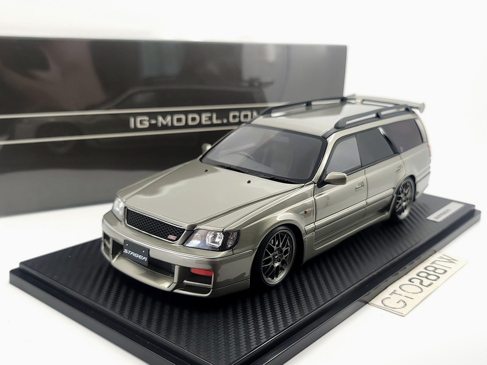 ミニカー 1/18 Nissan STAGEA 260RS (WGNC34) 1/18 Ignition Model Nissan Stagea 260RS (WGNC34) Pearl White