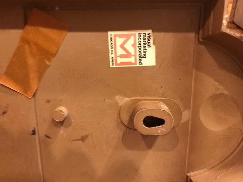 VINTAGE SCHLITZ BEER GUSTO HOUR Glass PLASTIC SIGN