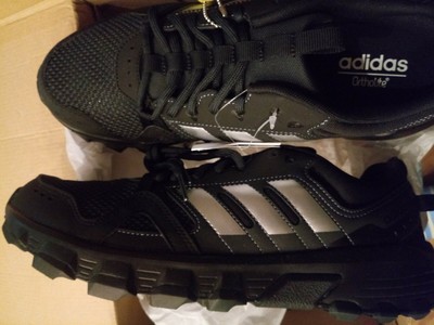 adidas yeezy 500 footlocker