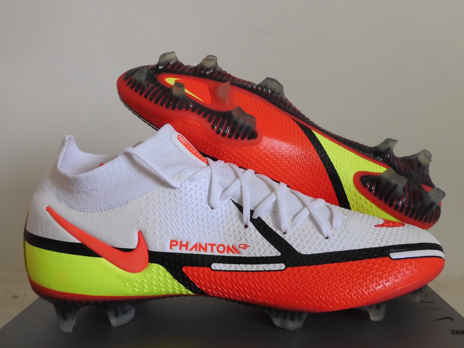 Nike Phantom Gt2 Elite Df Fg White-Bright Crimson-Volt Sz 12 Nike Phantom Gt2 Elite Df Fg White-Bright Crimson-Volt Sz 12