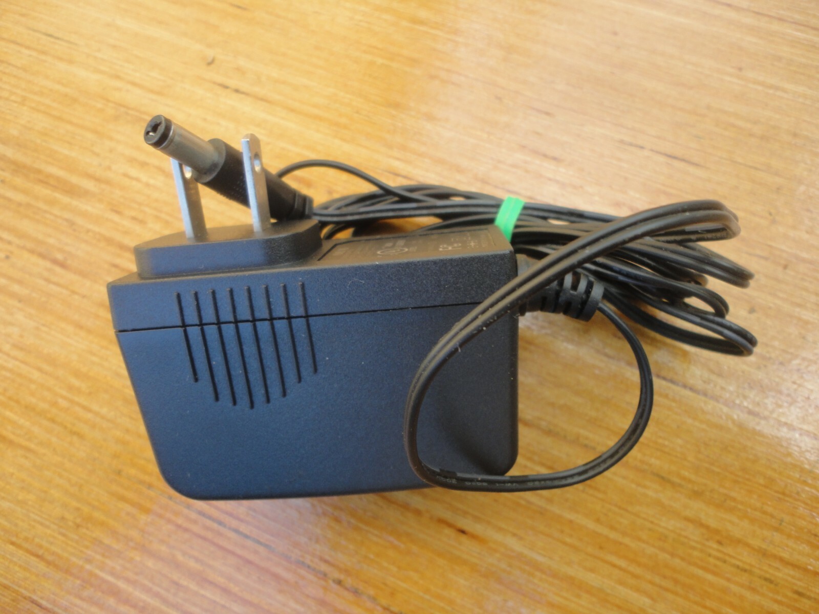 OEM AC Power Supply Adapter  12V DC    -  ADS0128-W 120100