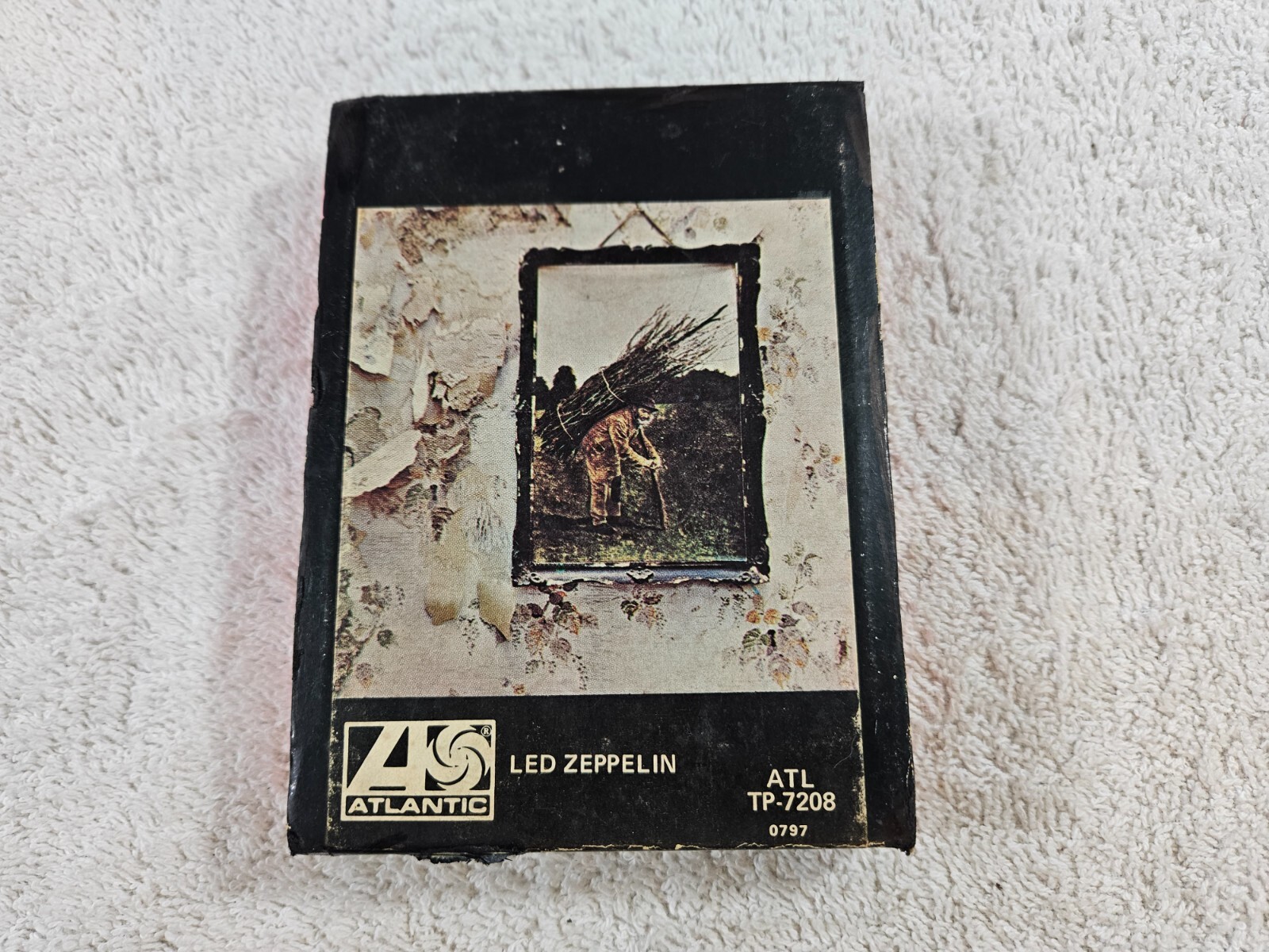 Led Zeppelin- IV (Zozo) 8-Track Tape. Rebuilt. Pink case Led Zeppelin- IV (Zozo) 8-Track Tape. Rebuilt. Pink case