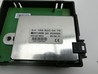 Mercedes W245 B180 08-11 Antennenverstärker Mercedes W245 B180 08-11 27.07.2011 A1698200475 K50110009 gebraucht Vorschau 2