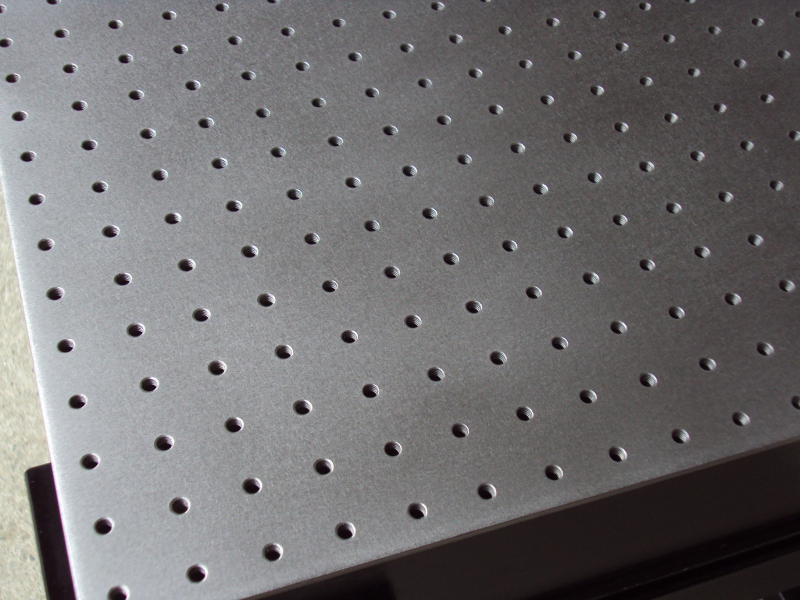 free crate/ship NEWPORT OPTICAL TABLE THORLABS ADJUSTABLE BENCH breadboard lab