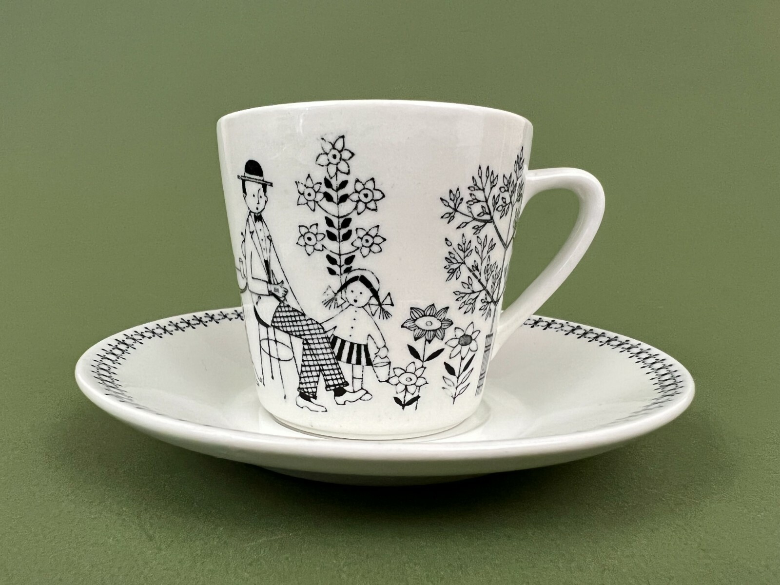 Vintage Arabia Finland Emilia Pattern Flat Demitasse Cup