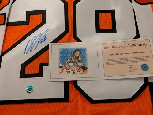 Claude Giroux Signed Autographed Jersey Reebok. Philadelphia Flyers AJ COA