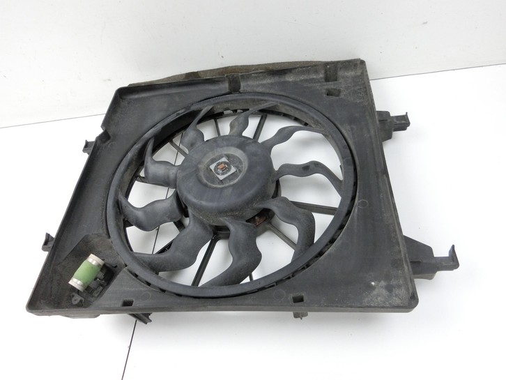 Hyundai I10 IA 13-16 1,2 64KW Lüfter Ventilator f. Kühler Hyundai I10 IA 13-16 30.12.2015 A005459 gebraucht Bild 2