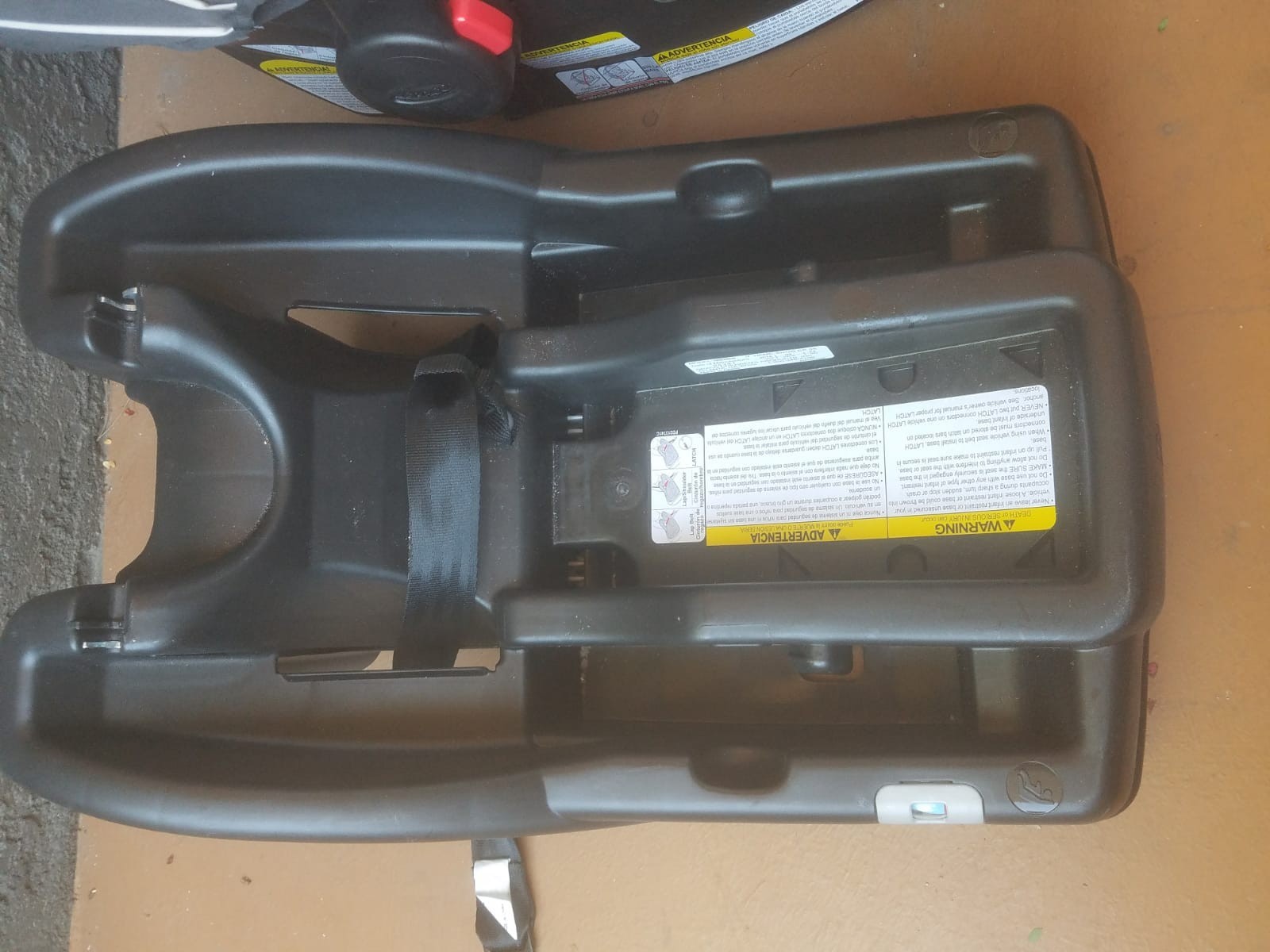 Graco SnugRide Click Connect 35 Infant Car Seat