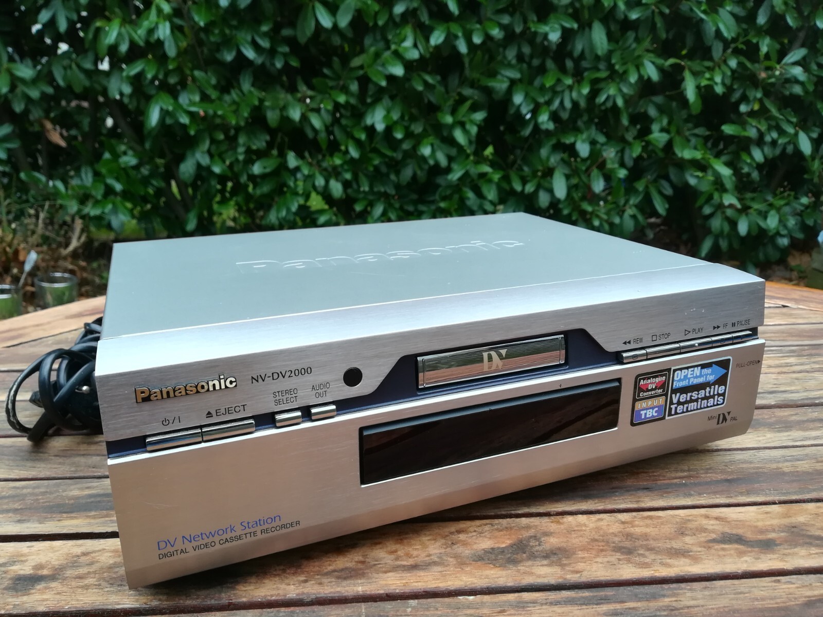 PANASONIC NV-DV2000 / HIGH-END Mini-DV Video Recorder