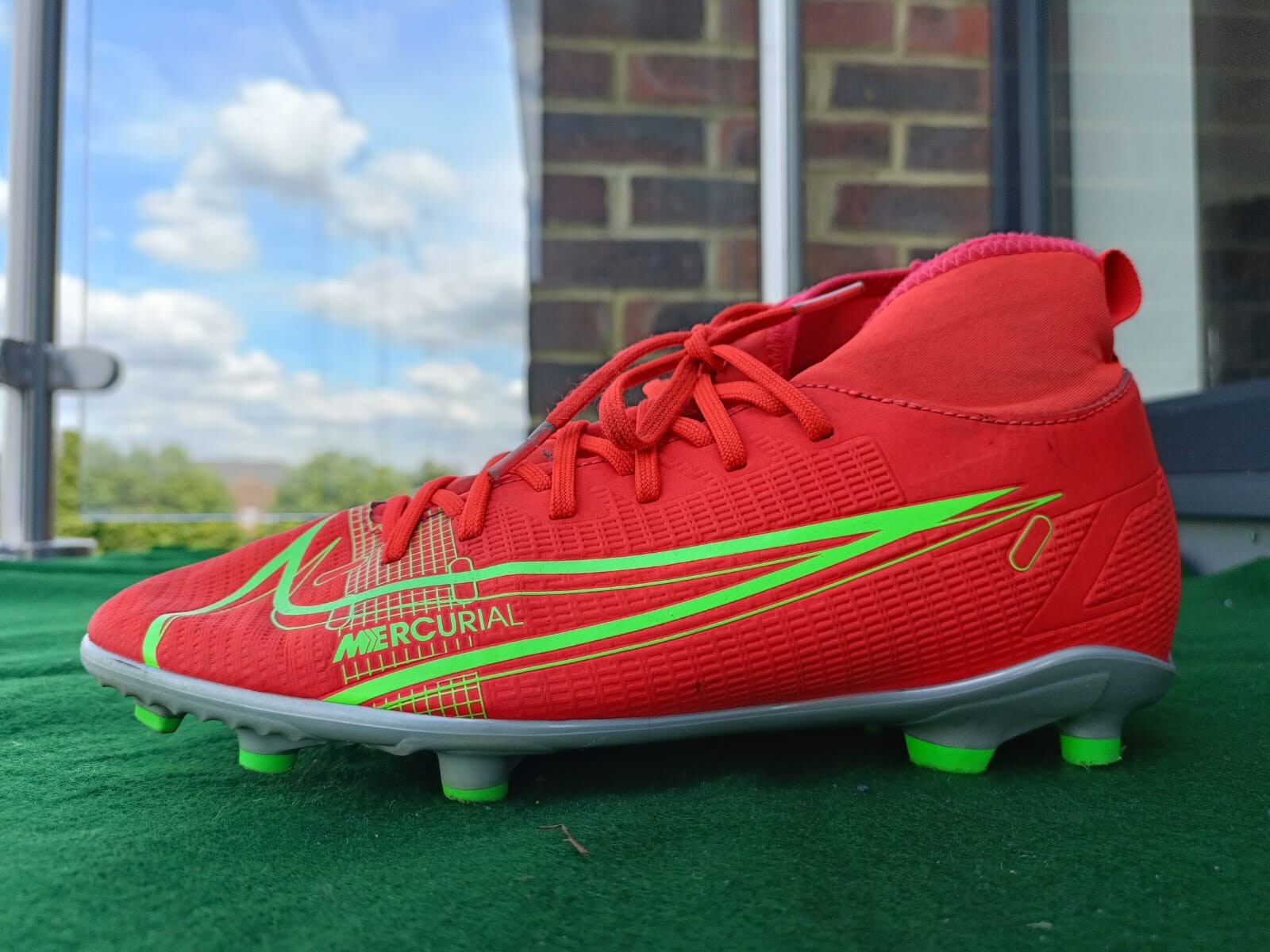 best nike studs under 5000