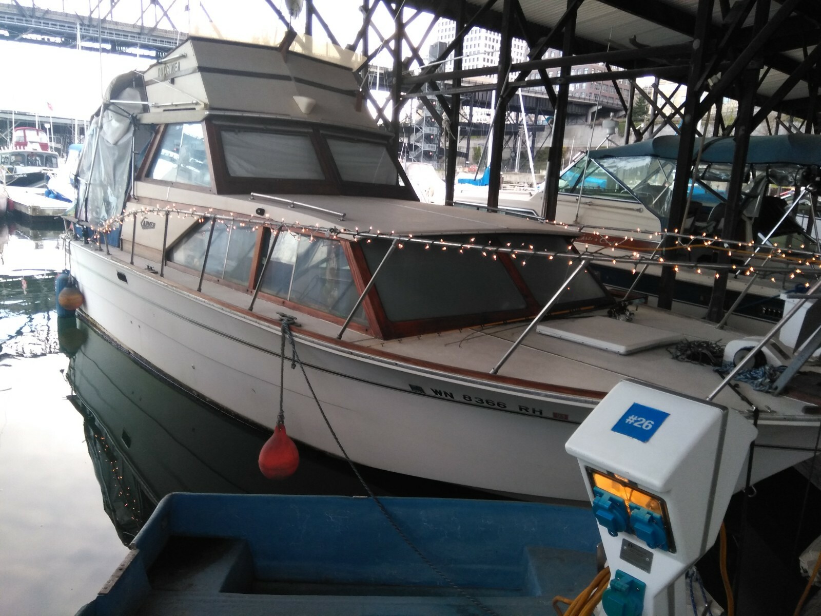 1974 Carver Mariner 28' Cabin Cruiser Washington