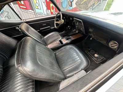 image 4 of interior