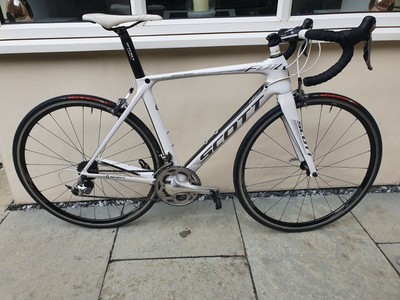 Scott Foil 40 carbon frame road bike - size M virtual 54