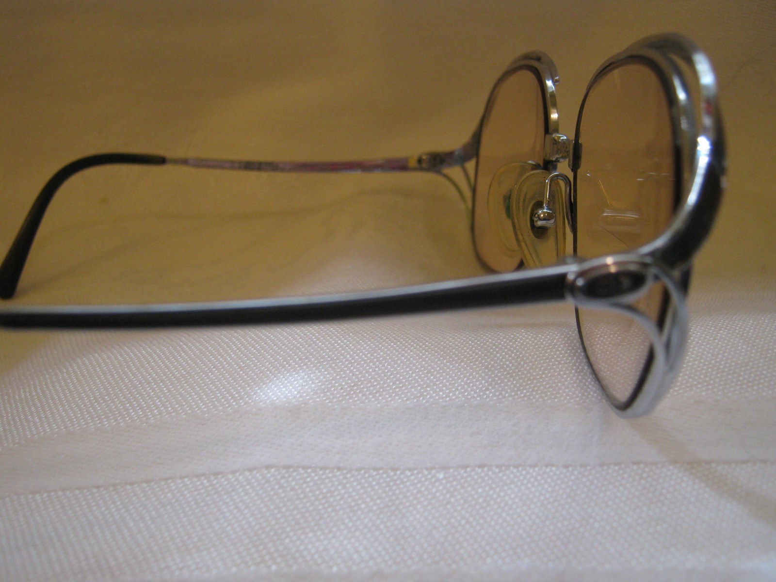 CHRISTIAN DIOR Vintage Women's Oval Eyeglasses Silver Metal/Gray Frames Austria