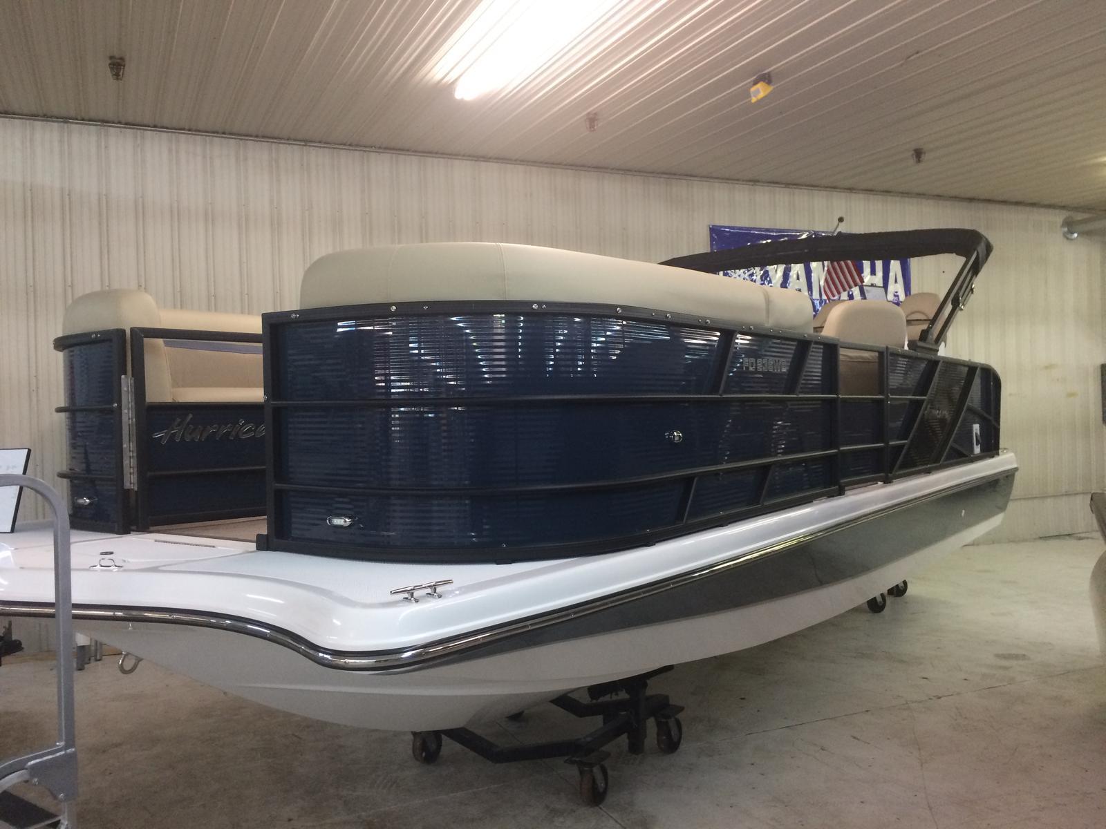 HURRICANE 236 WB OB WITH SUZUKI DF250 FOURSTROKE EFI