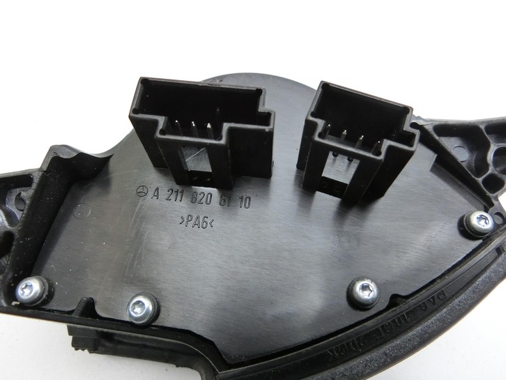 Mercedes W211 E200 02-06 Lenkradschalter Multifunktionstasten Lenkrad Schalter Links Mercedes W211 E200 02-06... Vorschau 4
