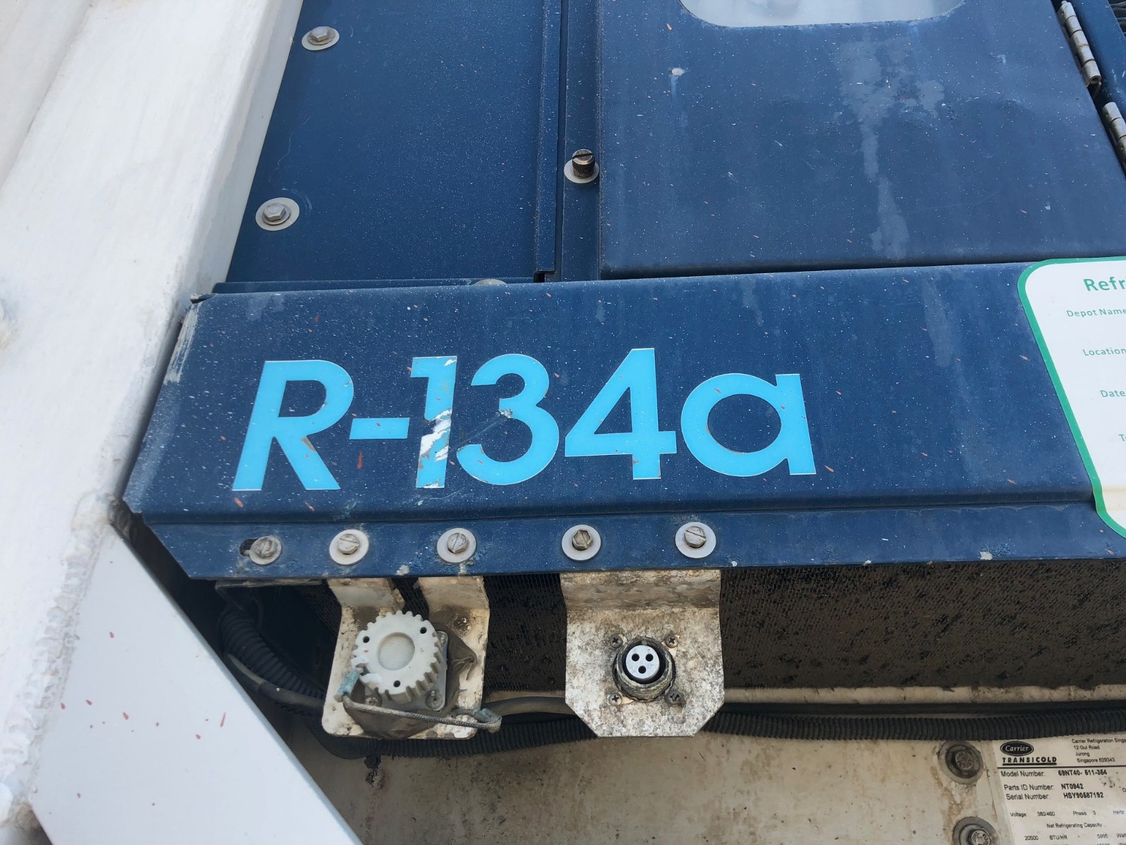 working refrigeration trailer, Insulated storage container