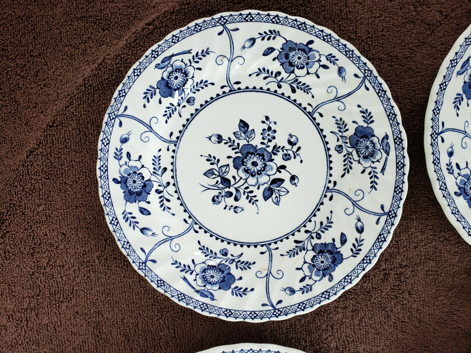 4 Vtg Johnson Brothers England INDIES Ironstone Salad Plates Blue and White